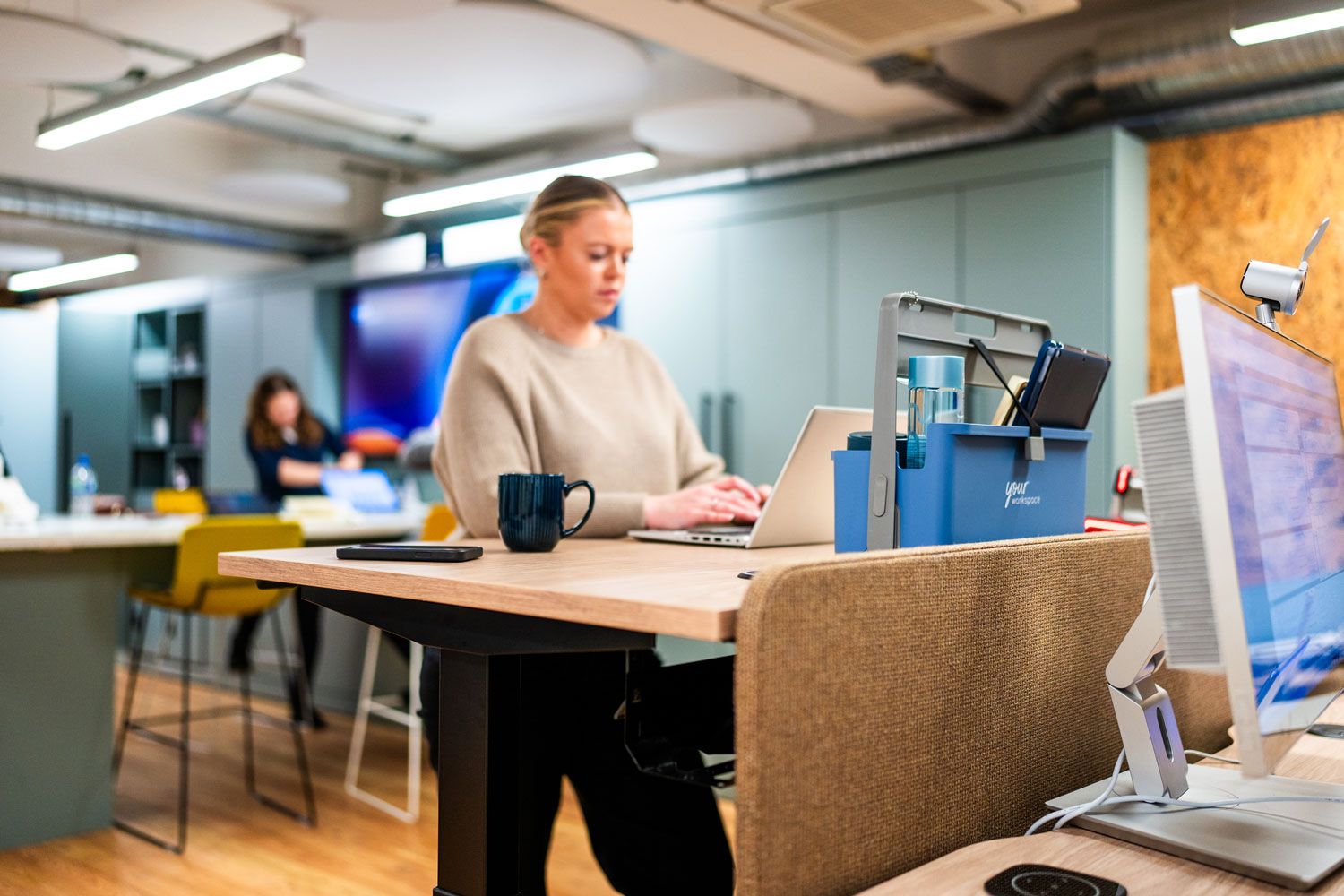 Sit Stand Desks: The Key to Productivity and Well-being