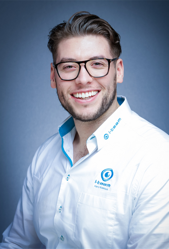 Speaker profile image for Harry Robinson