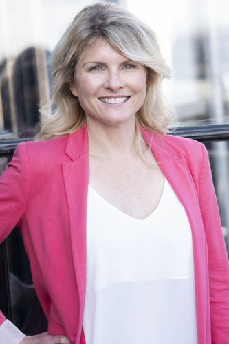 Speaker profile image for Karen Farrell