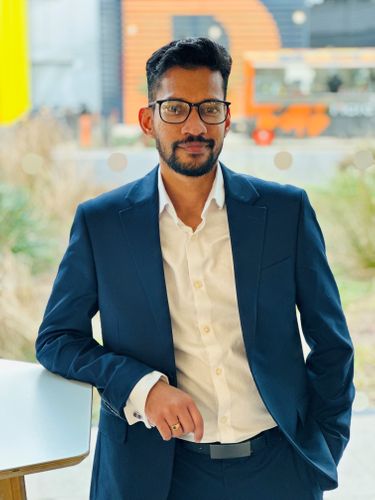 Speaker profile image for Laxmi Vajravel