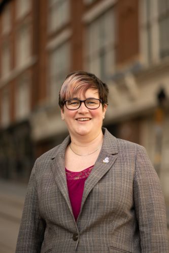 Speaker profile image for Sharon Slinger