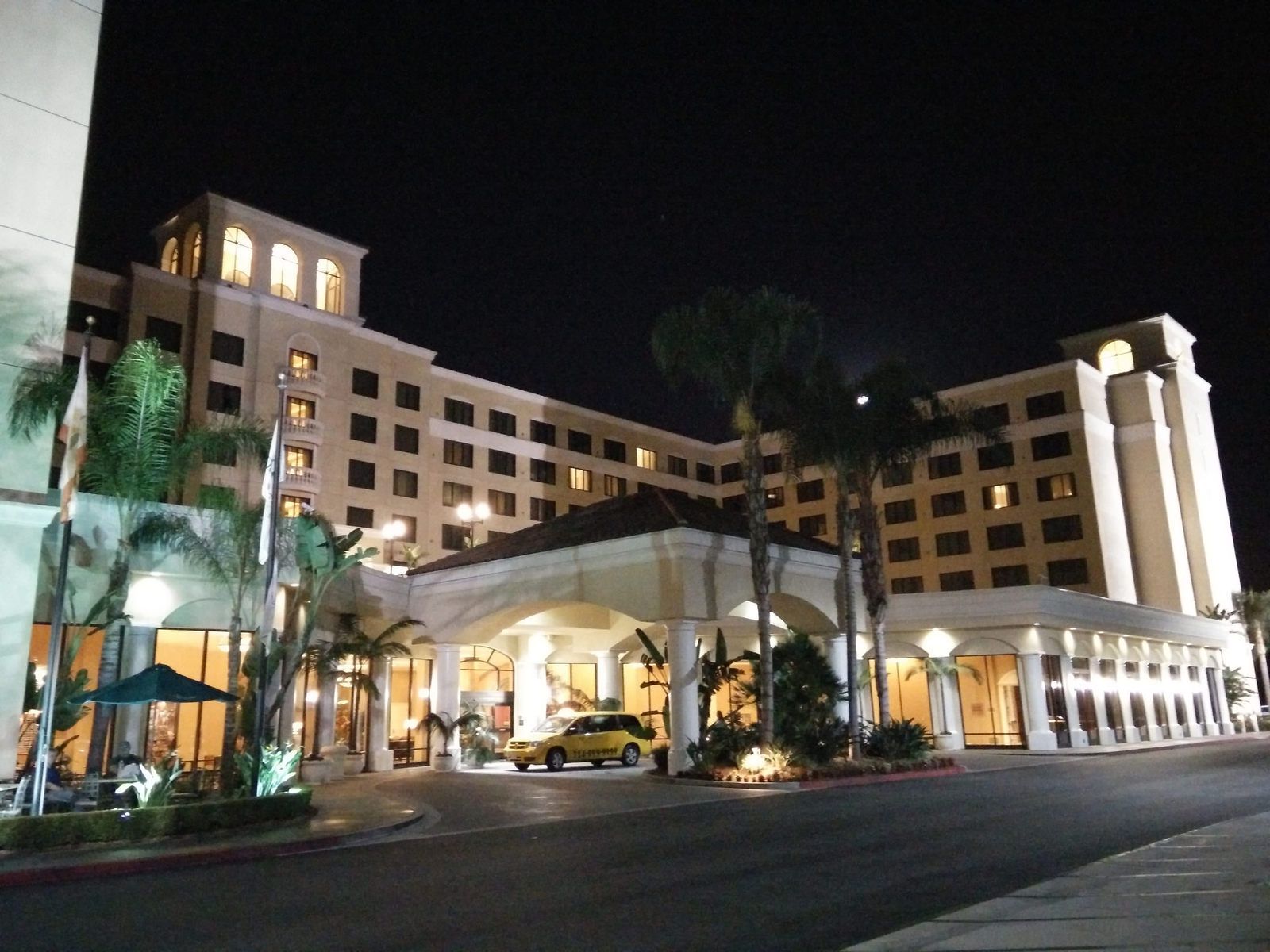 DoubleTree Suites by Hilton Anaheim Resort Convention Center