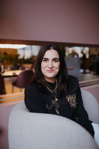 Anna Abdelnoor - isla