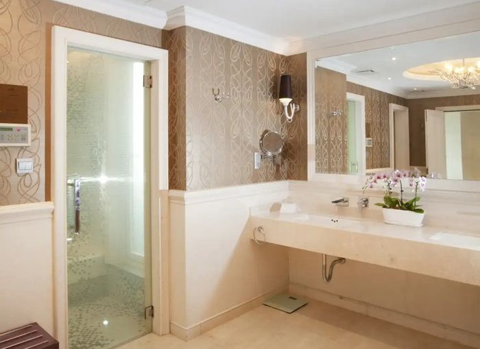Shanghai-Rooms-Chairman Suite