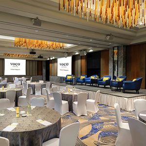 Grand Ballroom - Cluster Seating