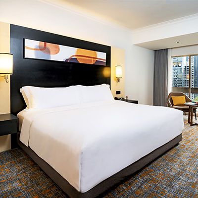 Deluxe High Floor - King Bed