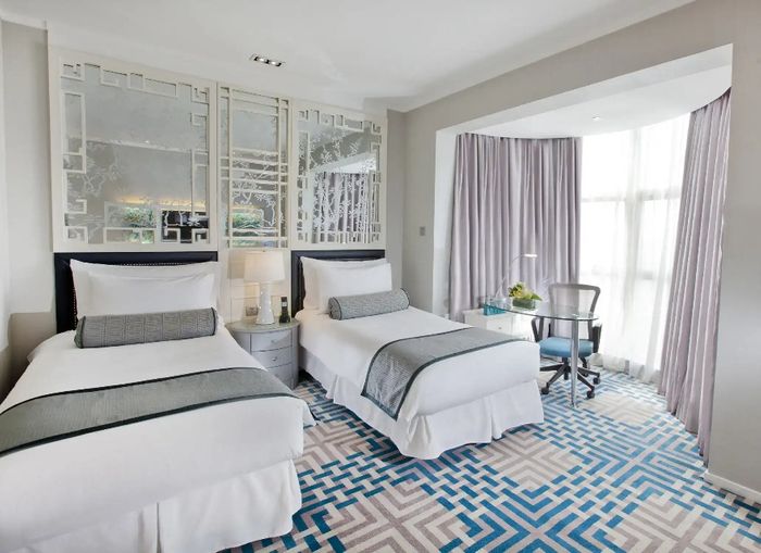 Shanghai-Rooms-Deluxe City View Room