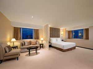 Chengdu-Rooms-Executive Deluxe King