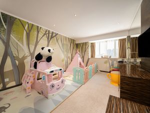 Chengdu-Rooms-Family Suite