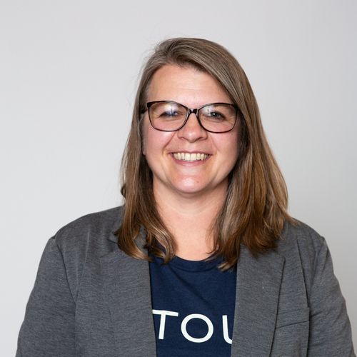 Speaker profile image for Laura Shores