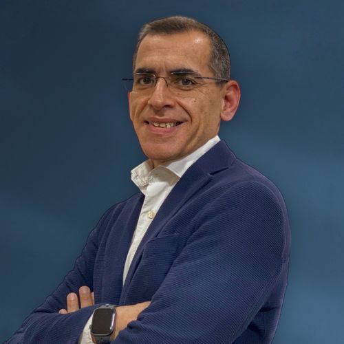 Speaker profile image for M&aacute;rio Pires