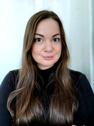 Speaker profile image for Suzanne Sangiovese