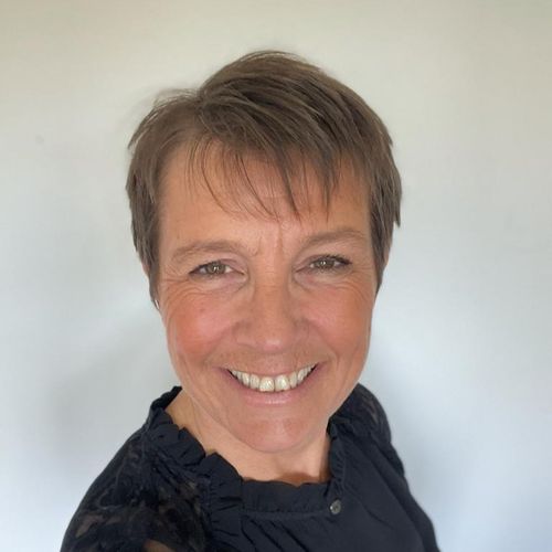 Karen Hutchings - Cobb & Hutch