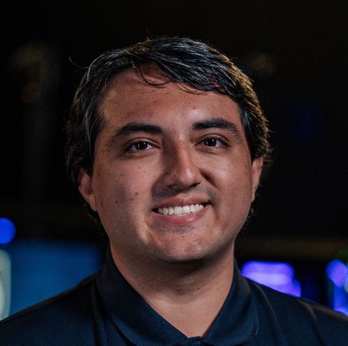 Lucas Hayworth - Extron