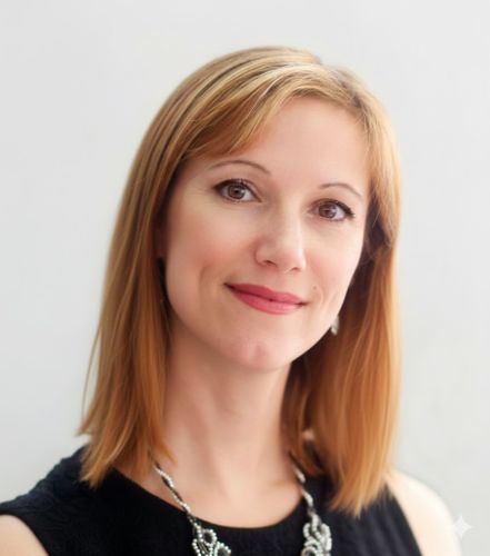 Speaker profile image for Elena Fis