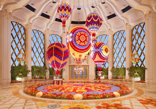 Wynn Palace Floral Sculpture