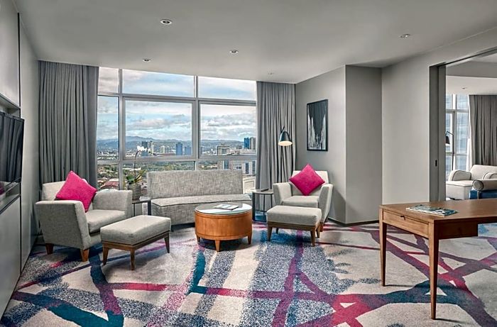 1 Bedroom Suite