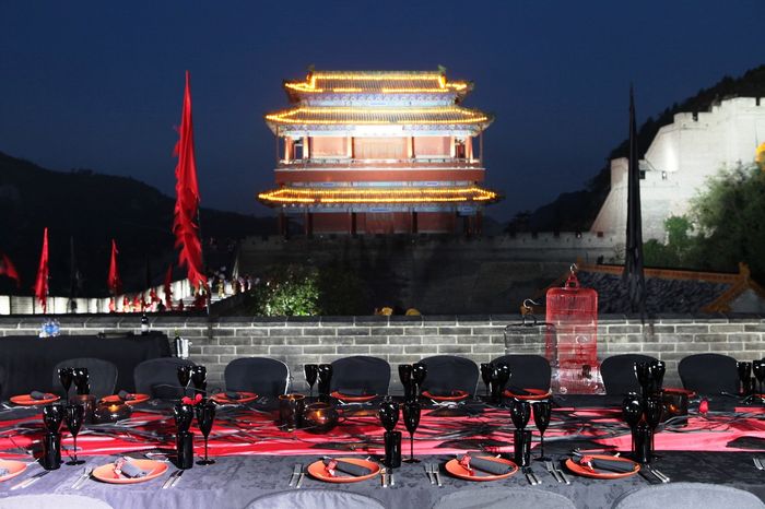 Red & Black Dinner on the Great Wall