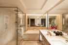 Room & Suites