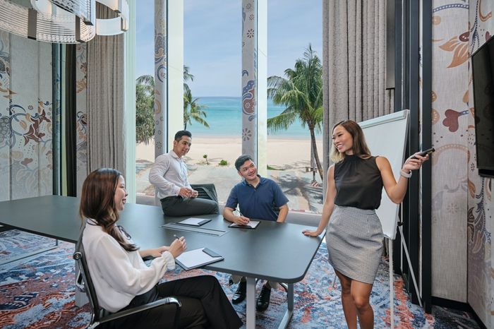 Four Points by Sheraton Phuket Patong Beach Resort Leads the Way in Sustainable Meetings with the Launch of ‘Connect Responsibly’.