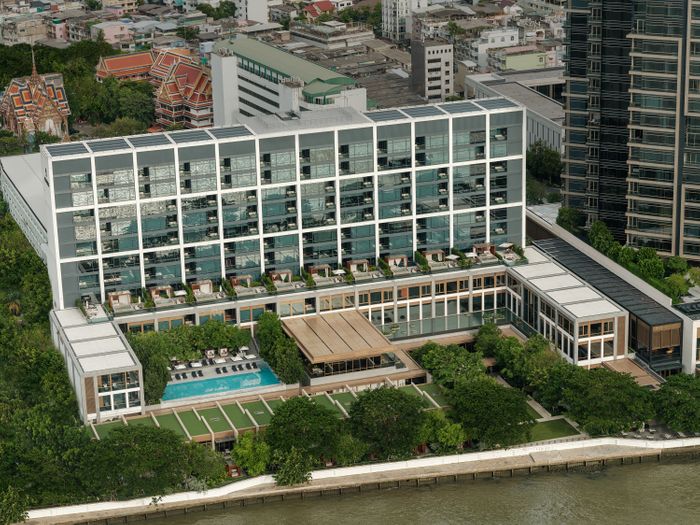 THE RIVERFRONT RESORT EXPERIENCE, REDEFINED IN THE HEART OF THE THAI CAPITAL