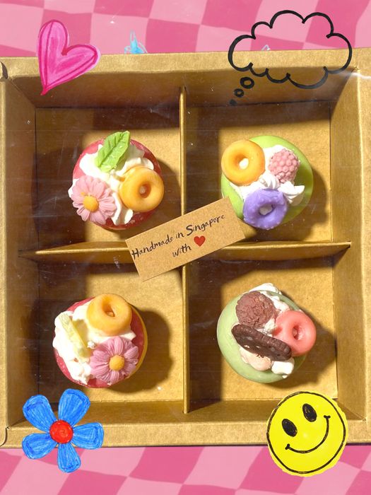 Souvenir Candle Making