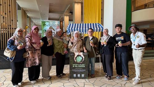 Go Green / Earth Hour