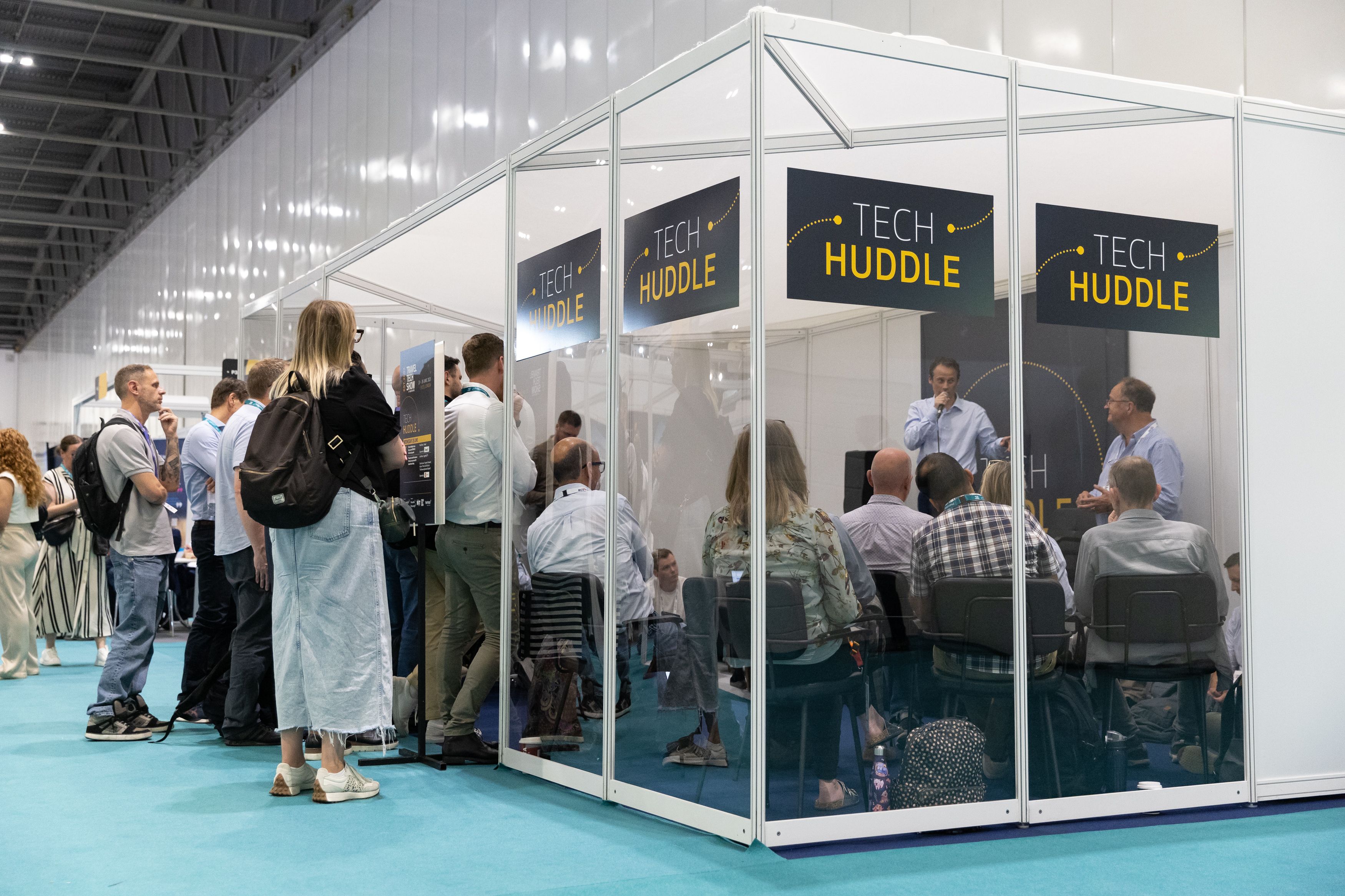 Tech huddles