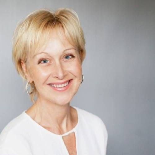 Charlotte Lamp Davies (Moderator)
