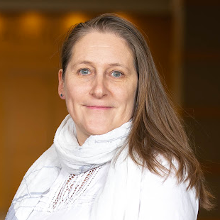 Linda Fox - PhocusWire 