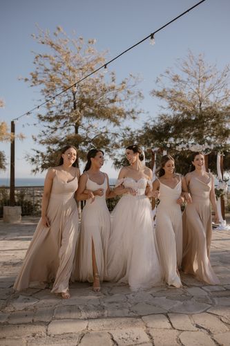 The Beauty of Bespoke Bridesmaid Dresses: Why Customization Matters
