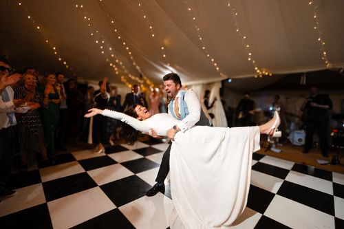 The Educational Wedding Planner That All Brides Need!