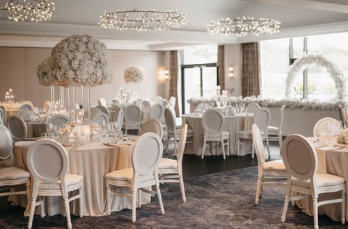 CROW WOOD HOTEL & SPA RESORT
