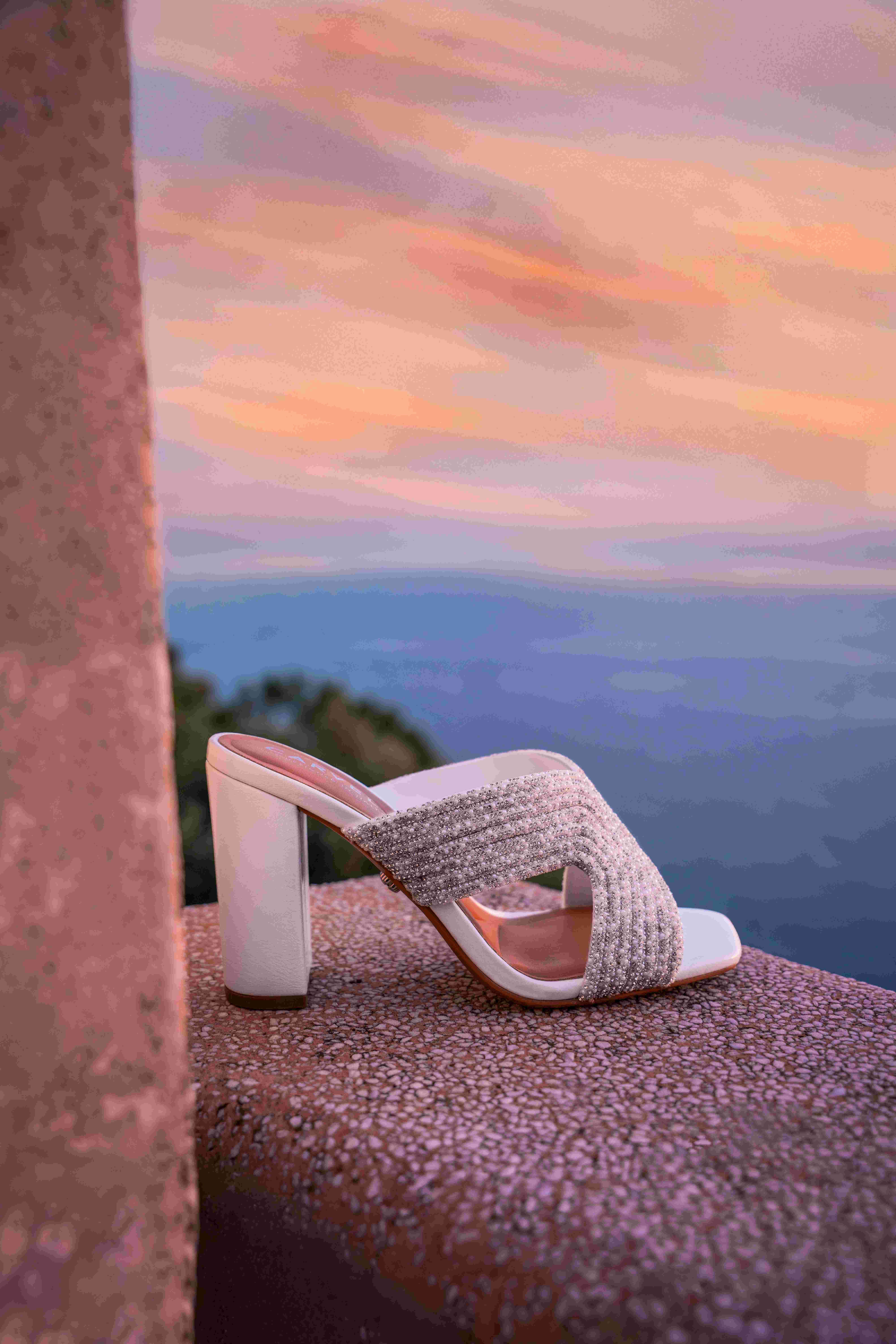 carvela at the national wedding show