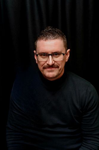 Speaker profile image for Dan Brown