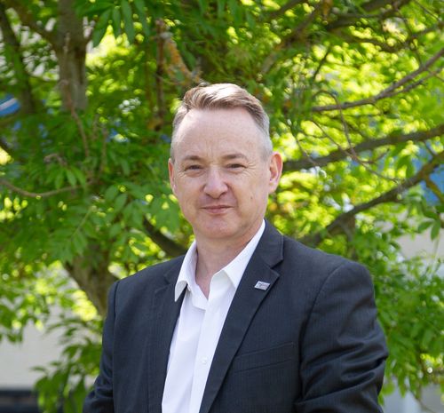 Speaker profile image for Darren Ellis