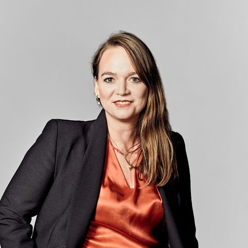 Speaker profile image for Lucy Clarke