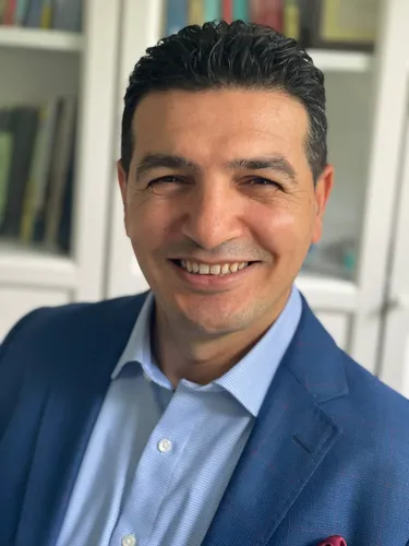 Shakir Keskin - United Facade