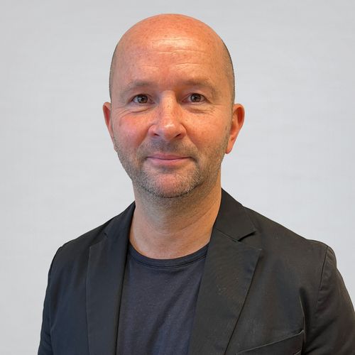 Speaker profile image for Rob Buckley
