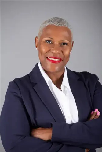 Valencia Warren-gibbs - 