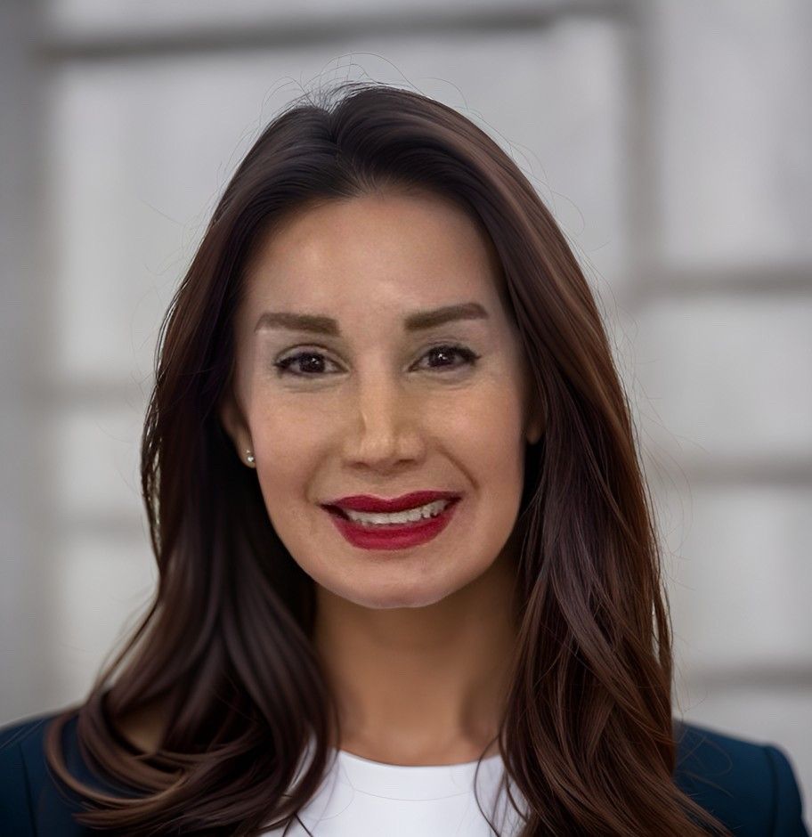 Nina Arjmandi