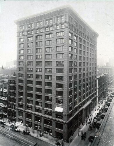 1895 - Marquette Building 