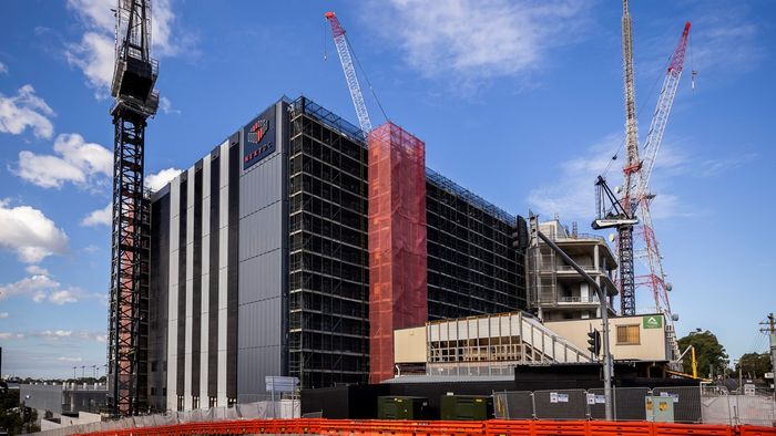 Multiplex Tops Out Stage Two of NEXTDC’s S3 Data Centre