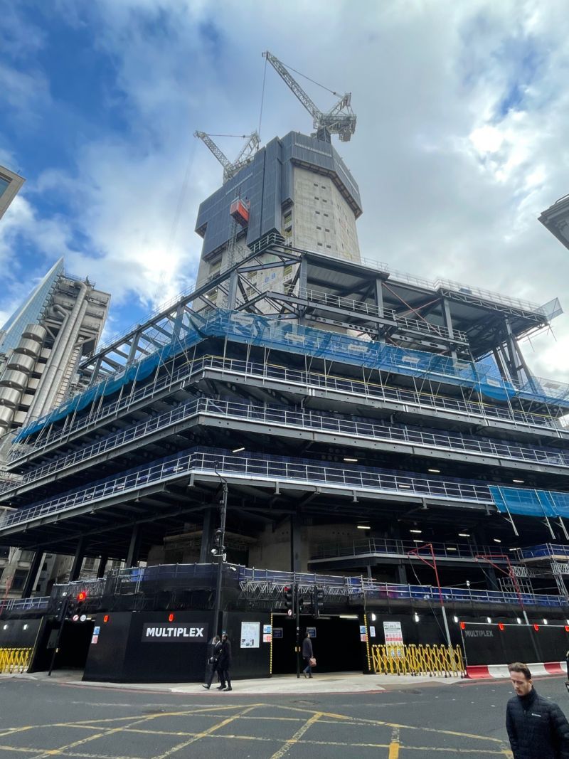 #LondonToday. One Leadenhall. Steel erection & decking installation progresses to level 6 and core to level 14.