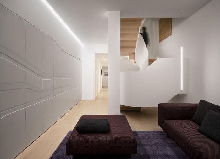 Light cascades through this London redesign by Flow Architecture with Magrits