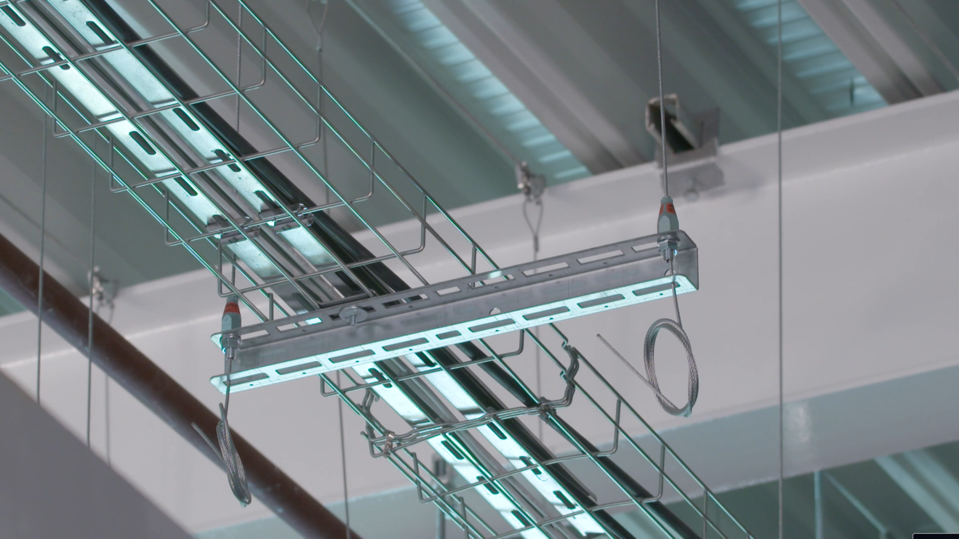 Introducing Wire Suspensions for Specifiers