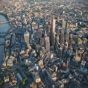 LONDON'S TOWER PIPELINE BREAKS 500 MARK FOR FIRST TIME