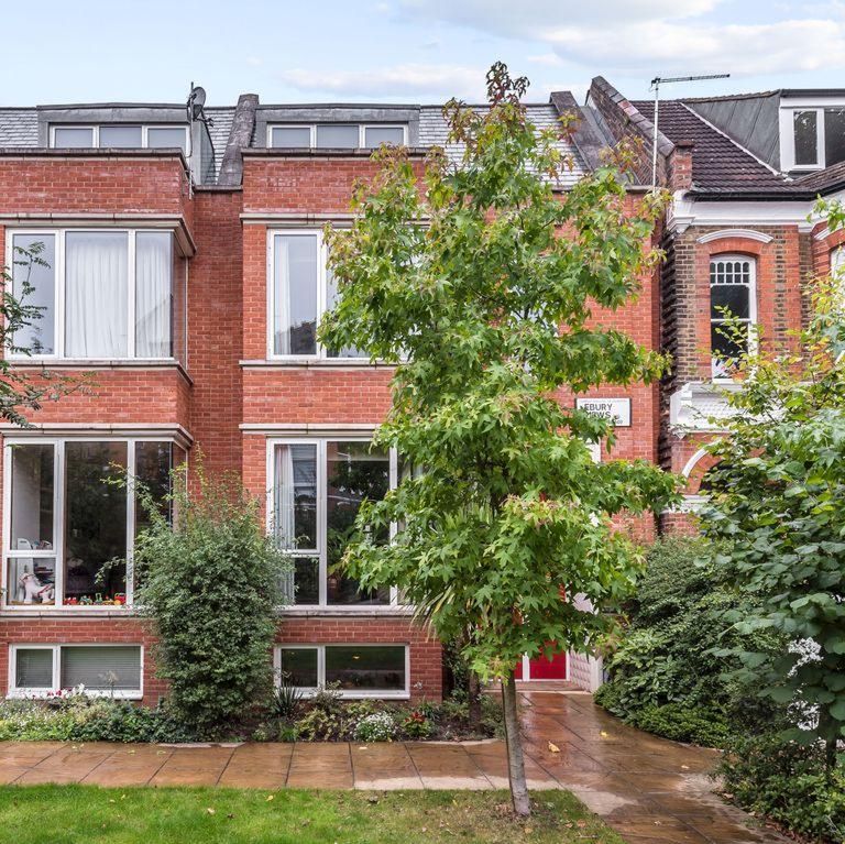 Inside this contemporary North London home on sale for '2.5 million