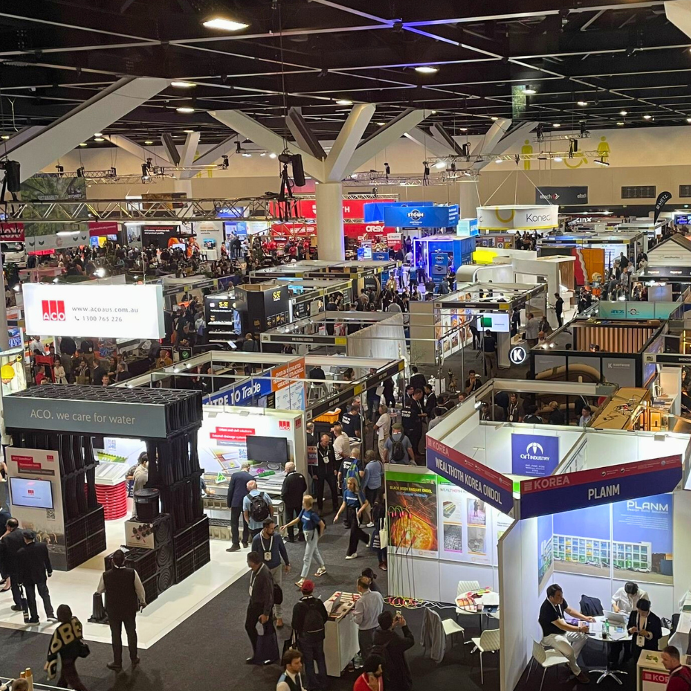 175+ EXHIBITORS & LIVE DEMOS