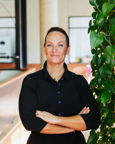 Carolyn Viney - Assemble